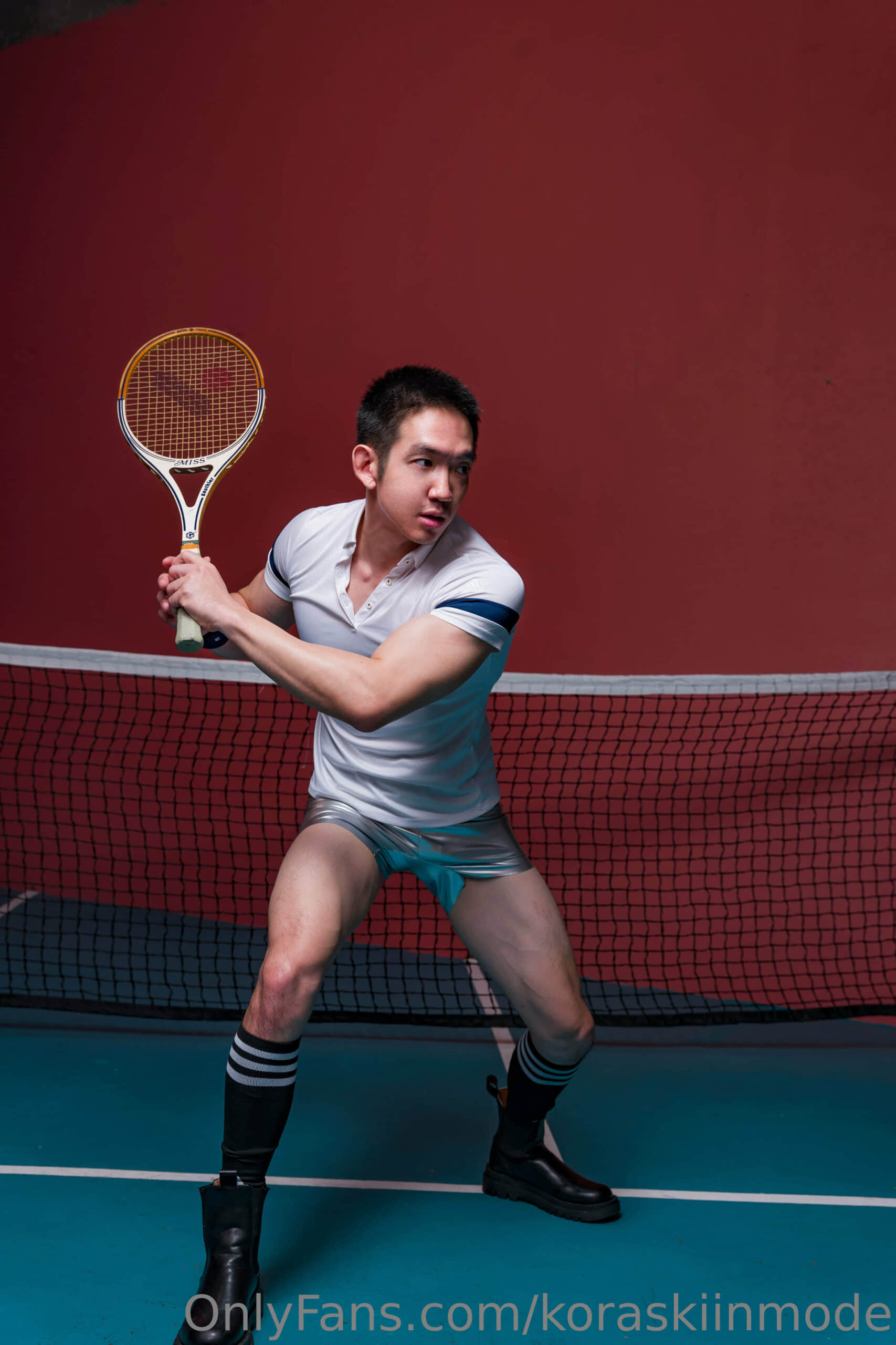 KORA SKIINMODE COLLECTION P86 – TENNIS GUARD TOFUBOI-NICEGAY
