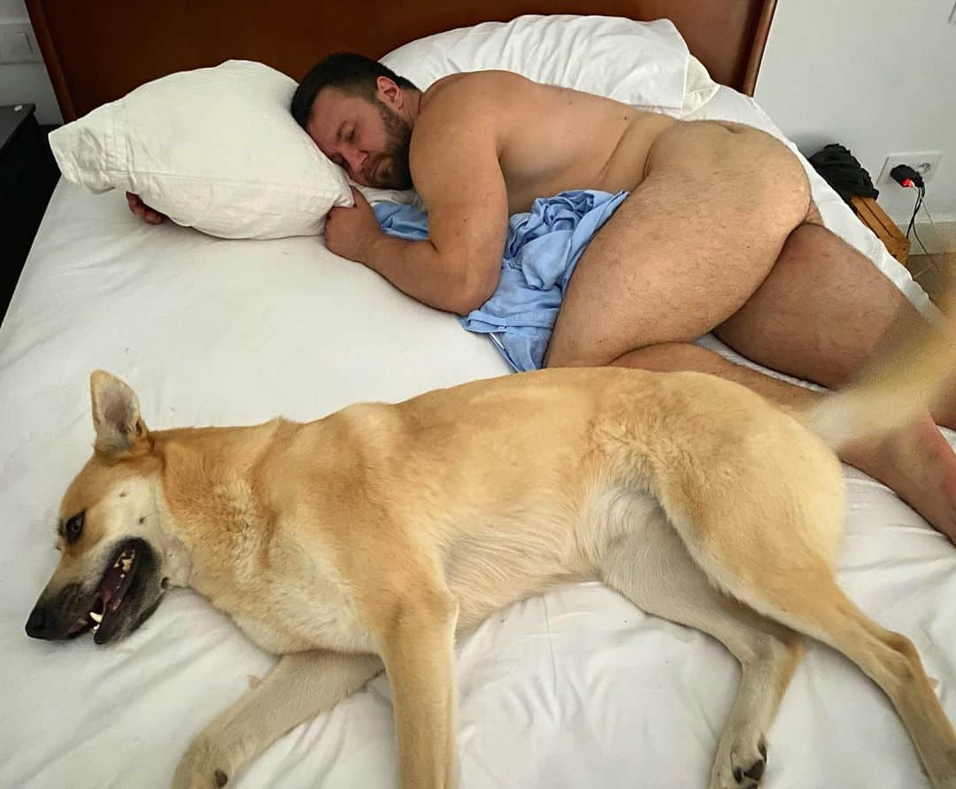 週一品肌肉|上下都厚實的大熊!俄羅斯健美運動員:Stas Chugunov-NICEGAY