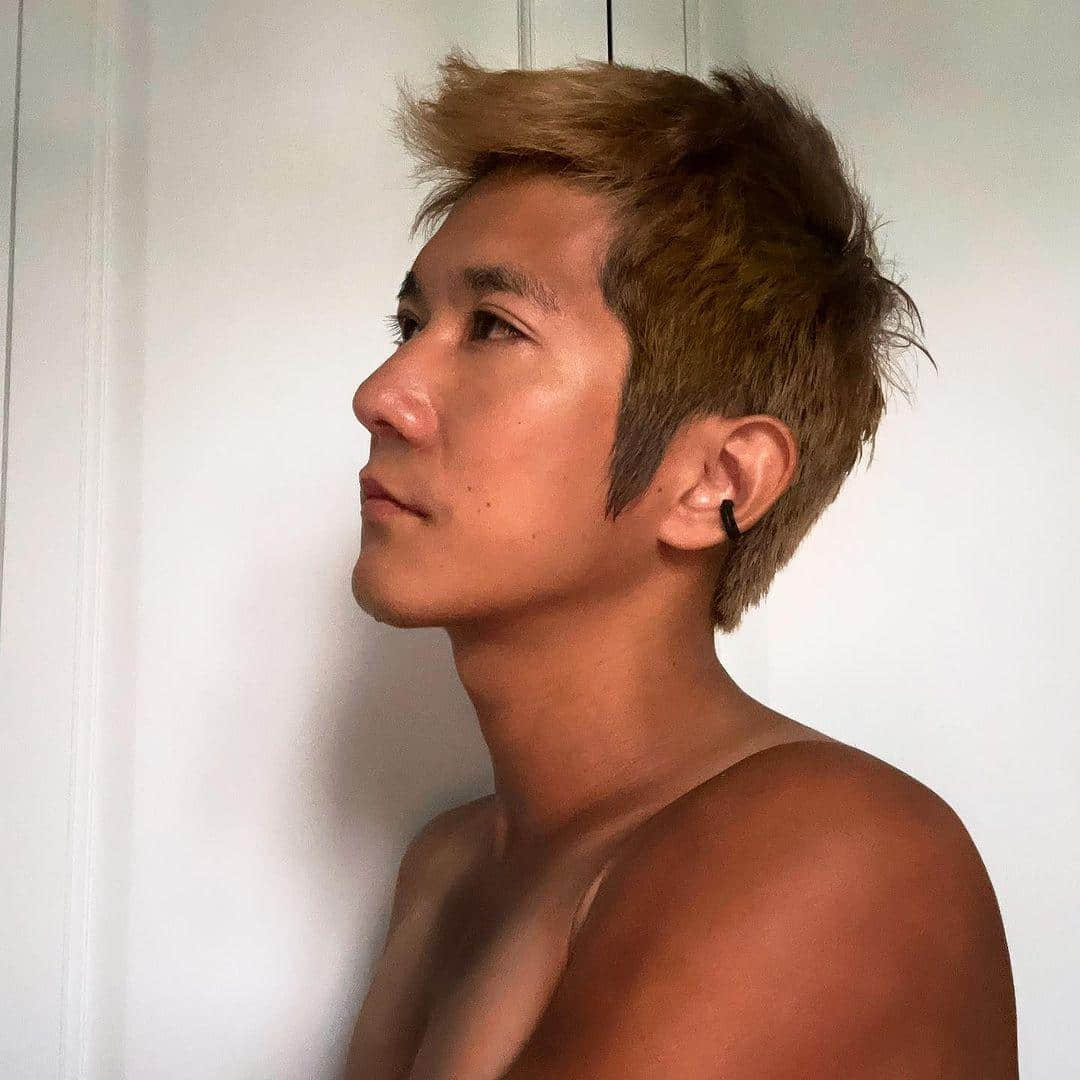 週六嚐鮮肉|渾厚嗓音從你耳裡震入心底! 野性模特:小熊-NICEGAY