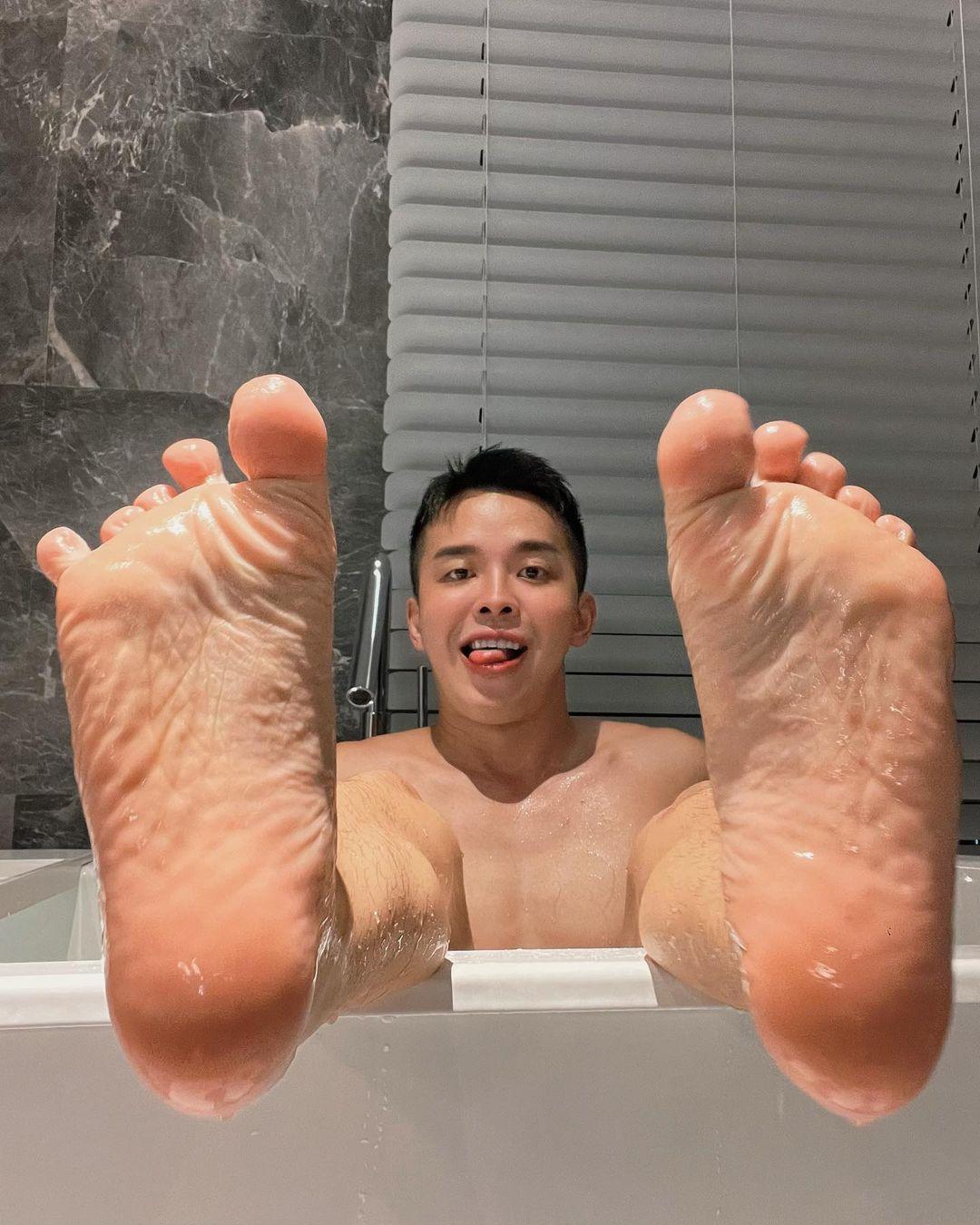 週六嚐鮮肉|懂作畫也懂做愛! 藝術系可愛辣寶貝:查理斯-NICEGAY