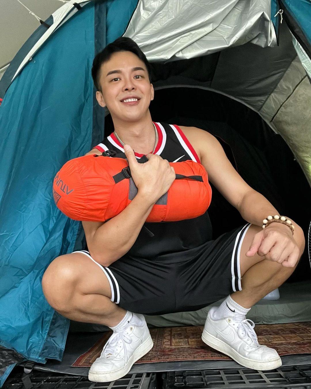 週六嚐鮮肉|懂作畫也懂做愛! 藝術系可愛辣寶貝:查理斯-NICEGAY
