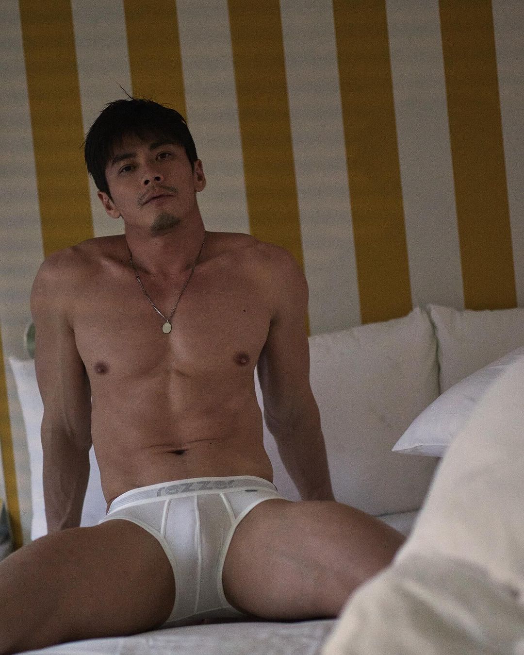 週一品肌肉|想喝我的木瓜牛奶嗎? 厚乳健身模特:Sean-NICEGAY