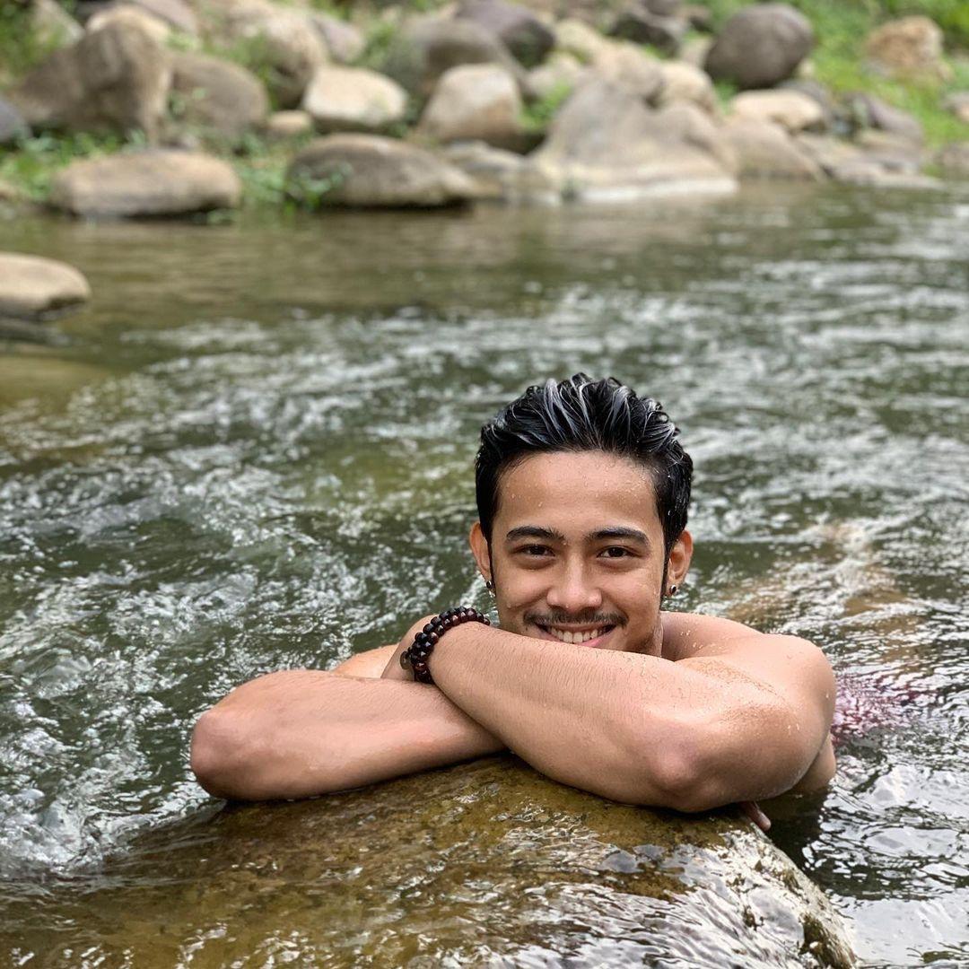 週六嚐鮮肉|巧克力腹肌!讓人想咬一口的菲律賓演員:Argel Saycon-NICEGAY