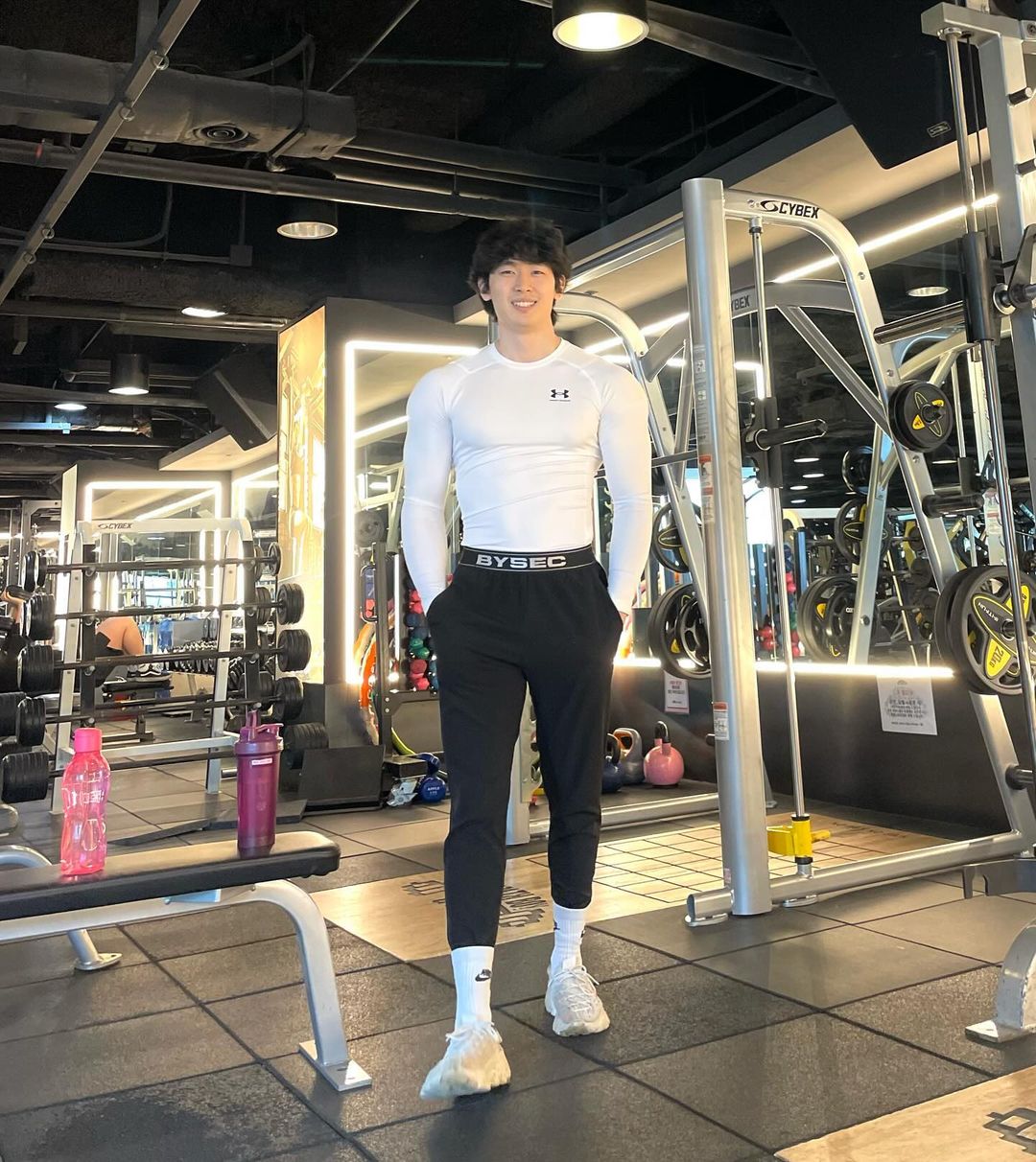 週六嚐鮮肉|魅惑眾生的狐狸相!有初戀感的韓國校園男神:富士-NICEGAY