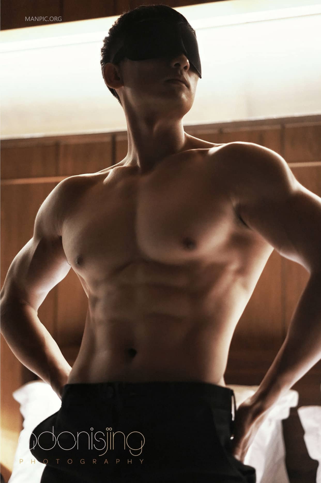 GUAN關關寫真集 陽光男孩性感來襲 下冊-NICEGAY
