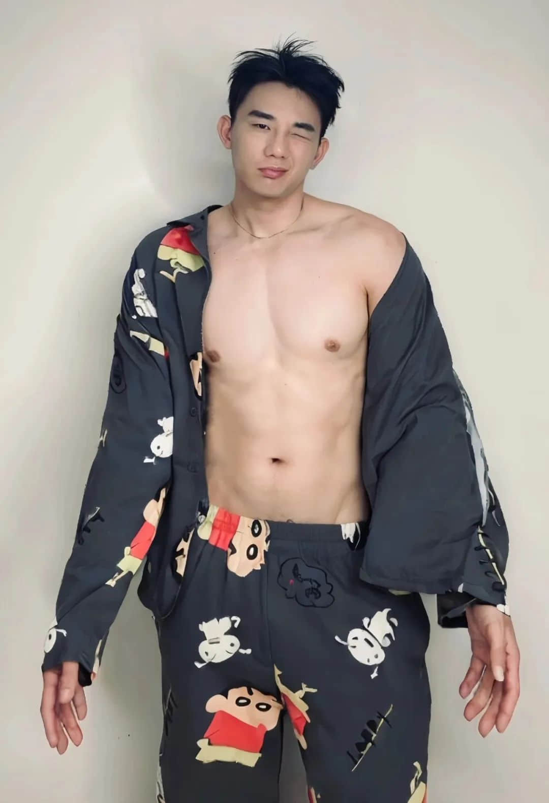 帅到被确诊为AI,有机腹肌太绝了!-NICEGAY
