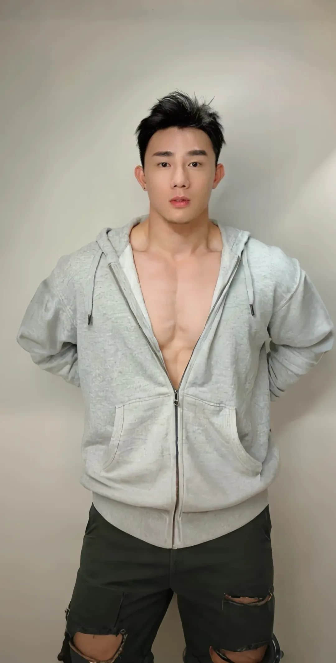 帅到被确诊为AI,有机腹肌太绝了!-NICEGAY