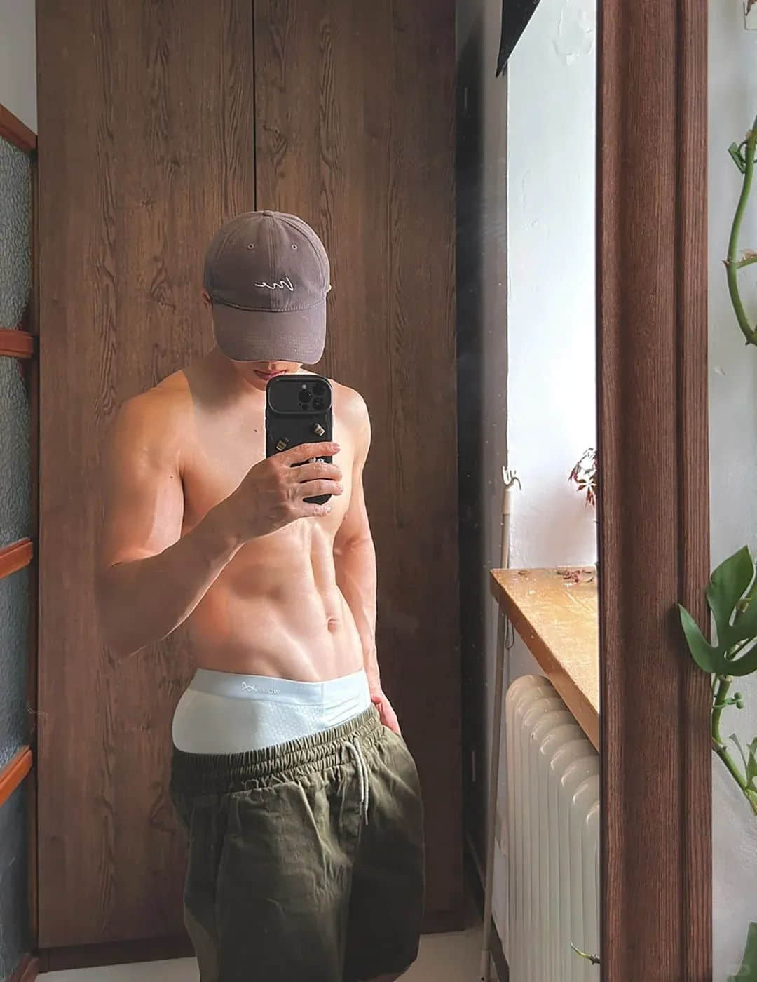 张宏涛拍最新内裤写真大片,这是我免费能看的吗?!-NICEGAY