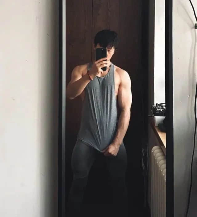 张宏涛拍最新内裤写真大片,这是我免费能看的吗?!-NICEGAY