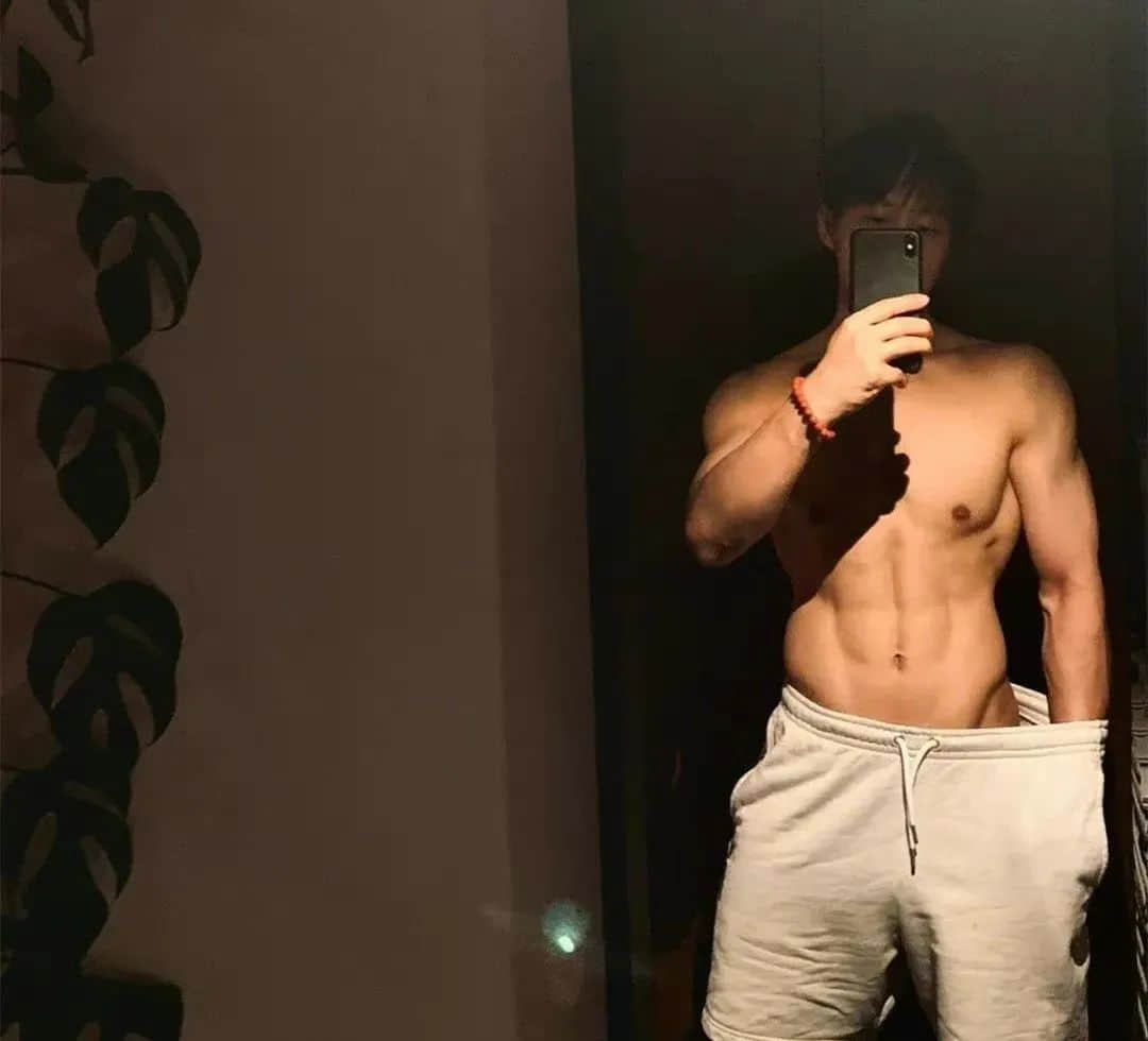 张宏涛拍最新内裤写真大片,这是我免费能看的吗?!-NICEGAY